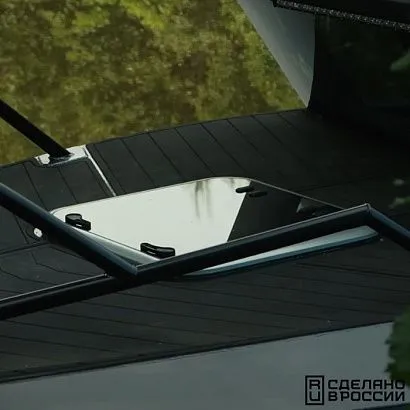 Люк палубный распашной Альбатрос 700x700